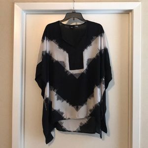 Black and White Tunic Top